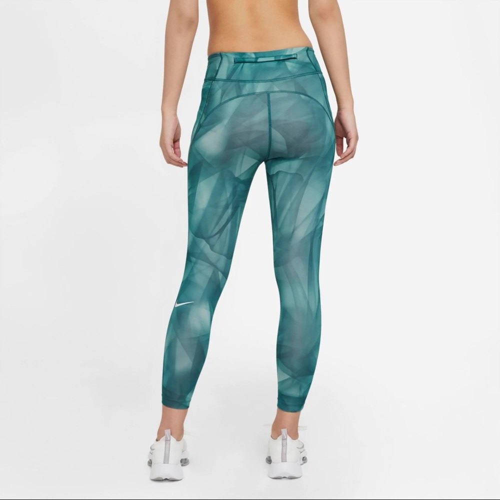 Women’s Nike Running Dri-Fit 7/8 Tights
